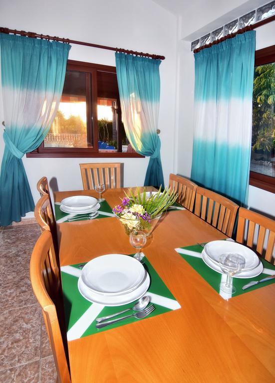 Villa Lp Peyia Ngoại thất bức ảnh