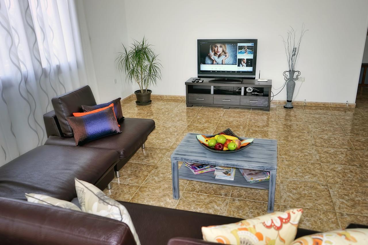 Villa Lp Peyia Ngoại thất bức ảnh
